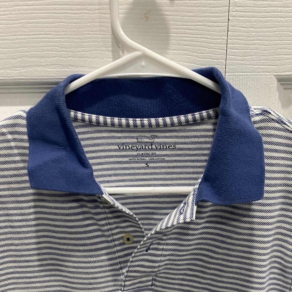 Vineyard Vines Men's Navy and White Polo Shirt